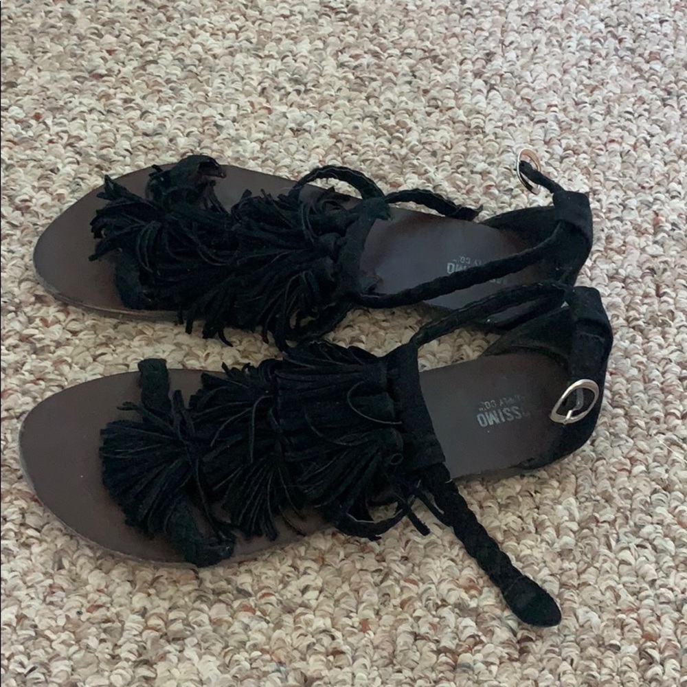 Shoes - Picture 2 of 2
